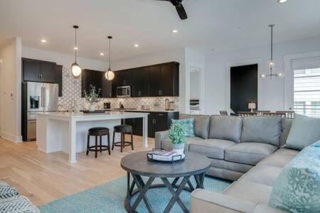 The Briar - Luxurious Condo Near Vanderbilt, Nashville Exterior foto